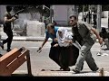 فلسطين الحب والحربفلسطينية العينين والوشم فلسطينية الاسم فلسطينية الأحلام والهم فلسطينية المنديل والقدمين والجسم فلسطينية الكلمات والصمت فلسطينية الصوت فلسطينية الميلاد والموت رأيتك عند باب الكهف.. عند الغار مُعَلقَة على حبل الغسيل ثيابَ أيتامك رأيتك في المواقد.. في الشوارع في الزرائب في دم الشمس رأيتك في أغاني اليتم والبؤس رأيتك ملء ملح البحر والرمل وكنت جميلة كالأرض.. كالأطفال.. كالفل وأقسم.. من رموش العين سوف أخيط منديلا وأنقش فوقه شِعْرا لعينيك راسما حين أسقيه فؤادا ذاب ترتيلا يمد عرائس الأيك سأكتب جملة أحلى من الشهداء والقبلْ فلسطينية كانت ولم تزلْ