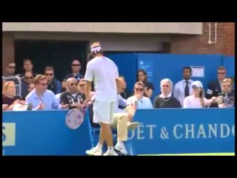 david nalbandian disqualified - David Nalbandian angrily kicks Linesman disqualified - HD Linienrichter umgetreten.
