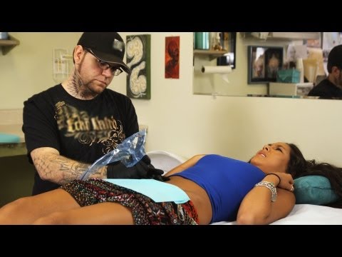 how to relieve after tattoo pain