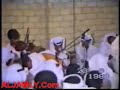 الأستاذ الراحل الفنان جمال طه الراشد بأحد سمرات 1988 ( حنانيكي يامن سكنتي ) مع الأكاديمي عبدالله الظليعي وإيقاع خالد المطاوعه بنقز مبارك الدقيل بالأشتراك مع الفنانين خالد الملا وصلاح حمد خليفه ونسيم المعيلي, ومجموعة مطربين ...لتحميل السمرات يرجى زيارة موقعنا .http://Www.ALJAMLY.Com