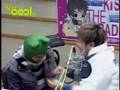 videos de Leeteuk slapped Eunhyuk XD