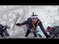 Window cleaning the world's tallest building ...