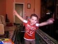 voici mon cousin massil en piste :p