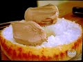 YouTube - Sandra Lee and the famous Kwanzaa Cake (Food Network)