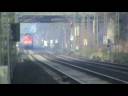 BR140 in Doppeltraktion Richtung Bonn und ICE Richtung K�ln bei Bornheim