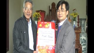 Đồng chí Nguyễn Anh Tú, Chủ tịch UBND thành phố chúc Tết gia đình người có công