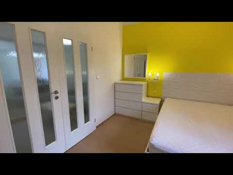 Video Prodej světlého bytu 1+kk s terasou, Klecany – V Honech