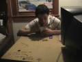 videos de crazy kid eats ramen