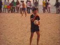 Árbitro Jorge Emiliano (Margarida) apitando na praia