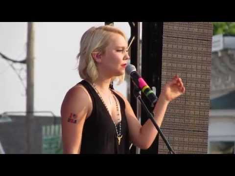 RaeLynn "Praying For Rain" Live, Hillsboro OH