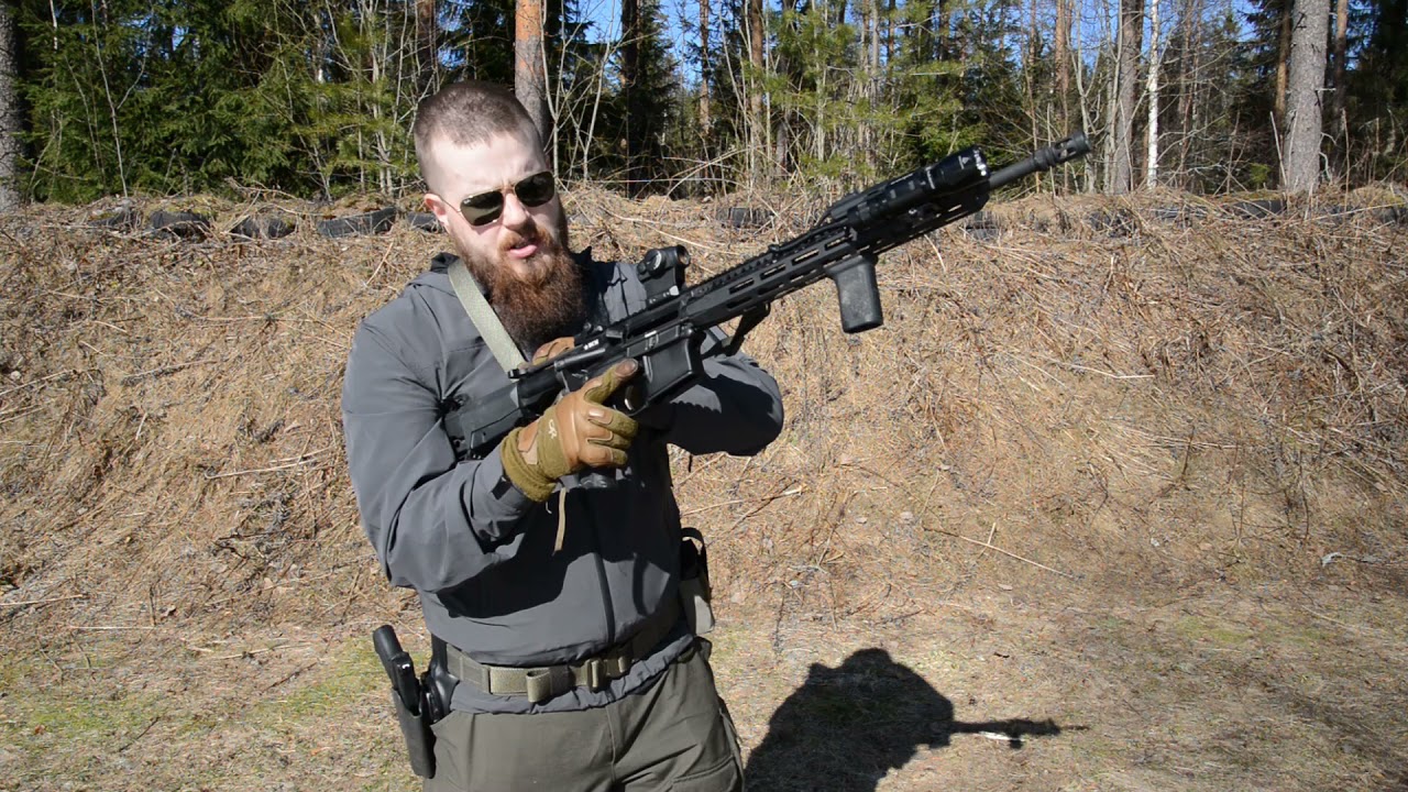 AR-15 kiväärin tyhjentäminen