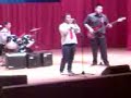 reverie performs chasing cars. reverie performs chasing cars.