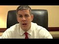 Arne Duncan, Secretary-designate of Education, responds to some of the top ideas submitted to the Citizen's Briefing Book. Go to citizensbriefingbook.change.gov and submit your own ideas. http