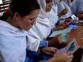 Gundi Girls H.S. students get letters, Patika, Azad Kashmir