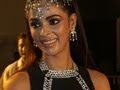 Mallika Sherawat distributes JALEBI'S for Jalebi Bai Item Song