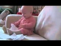 Wer schafft es 30 Sekunden nicht zu lachen? Laughing Baby