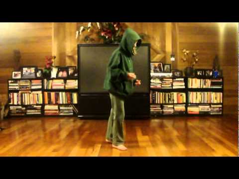 0 Zynnia Dancing To Cleara by BLACKA Di Danca