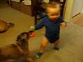 videos de Xander and Nita playing tug