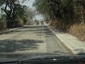 san agustin yatareni la carretera principal y sus baches