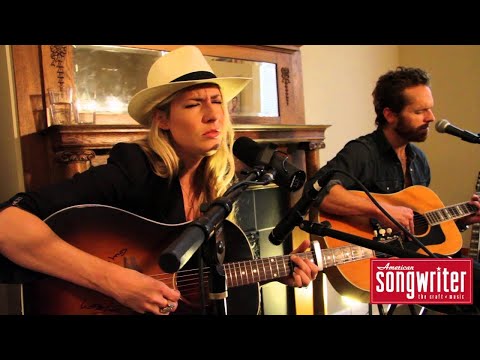 Holly Williams,