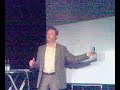ikon medialab och icubes grundare h�ller ett inspirerande framtr�dande om att v�ga sata p� entrepren�rskap. 8 maj 2007 p� innovationsracet, gothenburg.