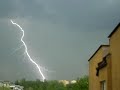 UFO - dziwny obiekt podczas burzy.wmv