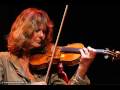 Berdien Stenberg & Judy Schomper - Sous le tilleul
