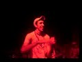 Fuinha Dan�ando