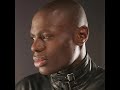 morceau de sinik sur son album 