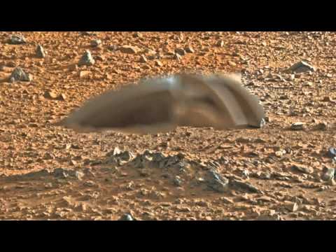 Mars Curiosity Rover Catches Heavily Blurred ‘Mystery Object’ In Panorama Image!