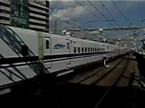 Ｎ７００系「のぞみ」静岡駅通過