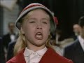 MARISOL canta 