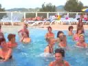 Video divertente aquagym in piscina