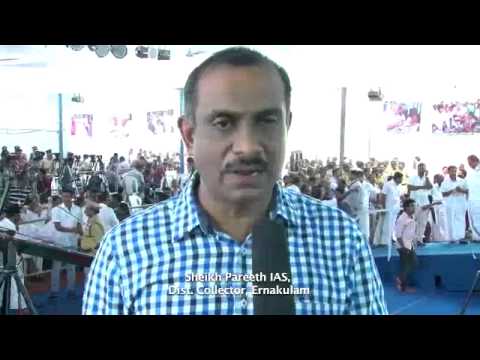 District Collector - OOMMEN CHANDY - KERALA CHIEF MINISTER OFFICIAL CHANNEL. Ernakulam 25/10/2013.