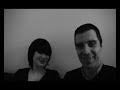 mister emma est un fouineur qui filme sa vie et ses amis people. episode 6 : fr�d�ric beigbeder joue les dj's en soir�e priv�e. starving vous pr�sente la vie en rose. et nous restons en musique avec l'adorable participante de la star ac anne-laure sibon.