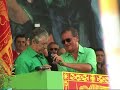 ... in compagnia di Bossi, Trota, Belsito e compagnia cantante. Quando lo vedete in giro per Fano, fatevela una risata. http://t.co/RX9PR7hq