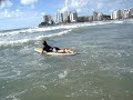 gustavo surfando