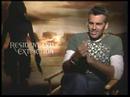 Resident Evil: Extinction - Oded Fehr & Milla Jovovich
