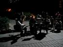 música frente al museo arqueológico