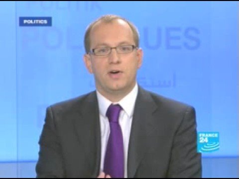 Max Keiser on French TV discusses the ongoing financial crisis (vid)