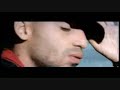 lyric:Por amarte a ciegas   (ArcangelLaMaraviLLa.NeT)Yo le pregunte a un pastor del amor y el me dijoQue se lo entregara a dios.Que no me sintiera soloQue estar solo era mejorQue vivir de una ilusiónYo le pregunte a un artista del amor a primera vistaDijo que era un errorQue eso era de un novelistasSoñadores, que en la vida hay que ser mas realistaY ahora que no te tengo pienso en todo el tiempoPerdido que perdí contigoPues por amarte a siegas yooooNo escuche y me lance al vacío por amorTodos me dijeron todos me advertíanQue hay flores que tienen espinasYo le pregunte a un señor del amor y el me dijoQue ignorarlo era mejorQue yo era joven y el dinero debería de ser mas importanteQue mil amoreeeeesYo le pregunte a un anciano en algun lugar muy lejanoDel amor y las pasionesMe dijo hijo la vida es un cristal de doble filoCorta y pende de un hiloY ahora que no te tengo pienso en todoEl tiempo perdido que perdí contigoPues por amarte a ciegas yooooNo escuche y me lance al vacío por amorTodos me dijeron todos me advertíanQue hay flores que tienen espinasYo le pregunte a mi padre del amor y la inocencia, de la fe la paciencia y sabes lo que dijoHijo siempre es mejor ignorar el corazón hazle caso a tu concienciaYo le pregunte a mi madre del amor que te tenia dijo que eran fantasíasQue si yo no le creía con el tiempo aprendería que ella tenia razónY ahora que no te tengo pienso en todo el tiempo perdido que perdí contigoPues por amarte a ciegas yoooo no escuche y me lance al vacío por amorTodos me dijeron todos me advertían que hay flores que tienen espinas.