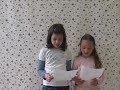 un po�me de robert desnos dit � trois voix: celles de zo�, manon et ana�s, toutes les trois inscrites au club jeunes de la biblioth�que.