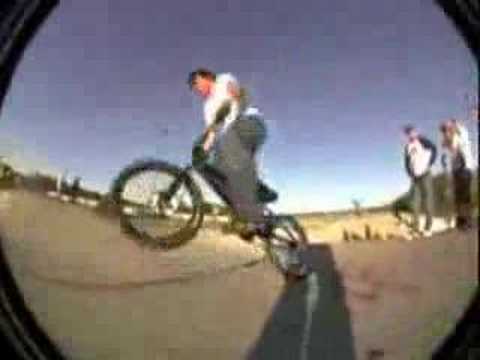 BMX VIDEOS, BIKES, TRICKS, STUNTS, CRASHES