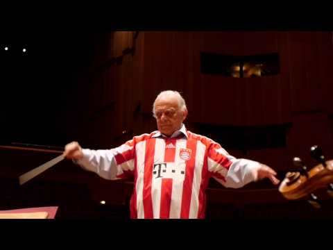 Champions - MIA SAN MIA! Spitzenklasse in München hält zusammen. Die Münchner Philharmoniker und ihr Chefdirigent Maestro Lorin Maazel wünschen dem FC Bayern München den...