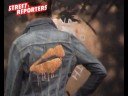 http://appletree.fr/
pour f�ter son centenaire, la marque lee cooper, l'une des pionni�res du jean en europe, organise une vente aux ench�res de pi�ces uniques cr��es par des designers et artistes au profit de la croix rouge et de la lutte contre le sida.