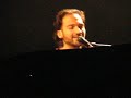 version italienne d'ecris l'histoire chant�e par davide esposito lors de la premi�re partie du concert d'emmanuel moire au transbordeur le 13 d�cembre 2007
