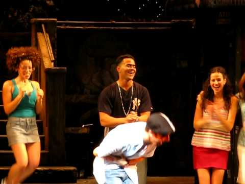 CarlitoPucl - Sunday February 15, 2009, Lin Manuel Miranda takes to the stage for his last performance as Usnavi in In the Heights. Here is his final bow for the show. Con...