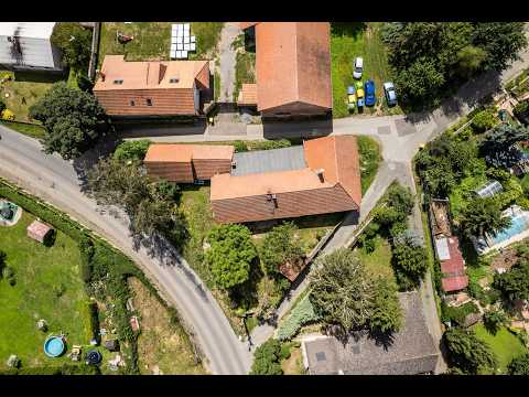 Video Prodej rodinného domu s hospodářskými stavbami a velkým potenciálem – Polní Voděrady, okres Kolín