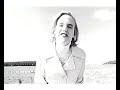 An pierl� clip Mud stories