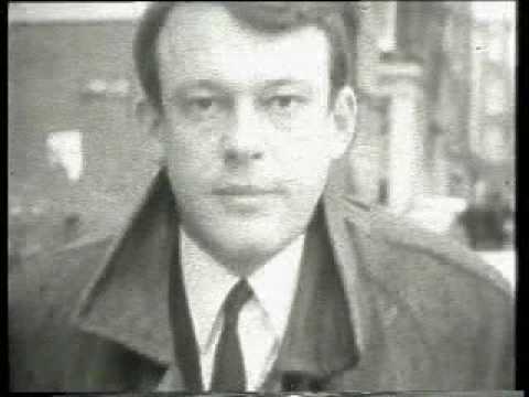 d66 - De allereerste reclamespot van D66 werd als zeer revolutionair gezien, door het feit dat Hans van Mierlo de kijker (kiezer) direct aankeek en aansprak.